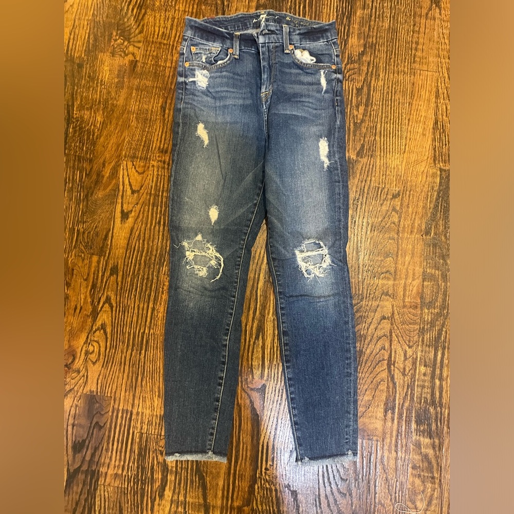 7 For All Mankind distressed skinny jeans. 25. GUC